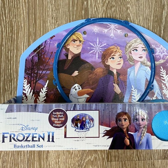 Disney Frozen II Basketball Hoop Set New